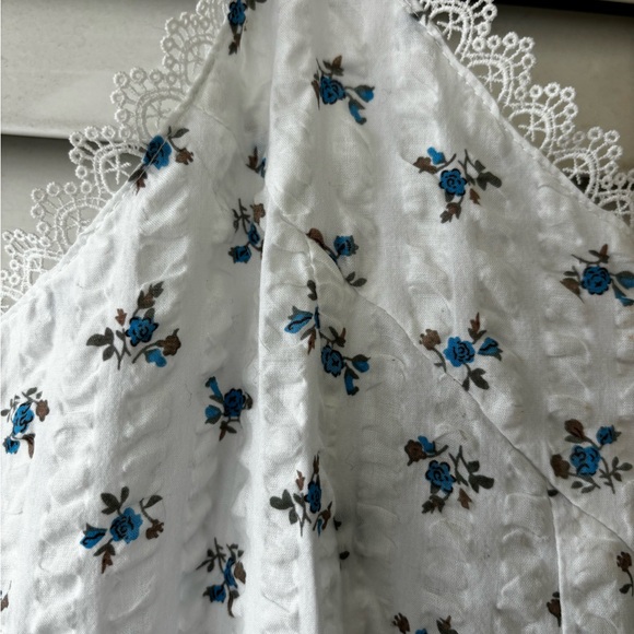 White floral dolls kill maxi dress - Picture 3 of 7